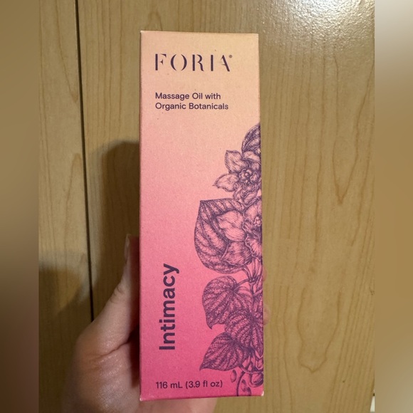 FORIA Massage Oil - Picture 5 of 15